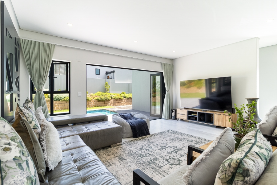 3 Bedroom Property for Sale in Valley Area Western Cape